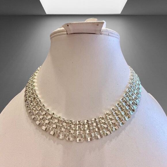 Vintage NAPIER Signed Silver Tone Mesh Collar Necklace - Picture 7 of 9